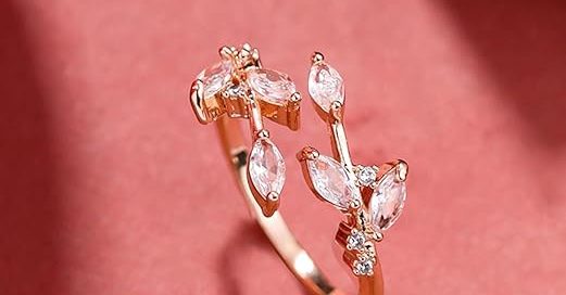 Elegant rose gold ring with crystal-studded leafy design – adjustable and perfect for women’s everyday or special wear