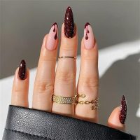 Stylish press on nails set in glossy colors